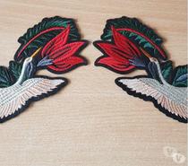 écusson brodé paire d'oiseaux + fleur grue japonaise
