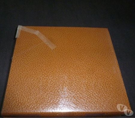 Livres occasion Moselle Florange - 57190 - Photos Vivastreet les plus beaux pays du Monde, 2 livres au choix