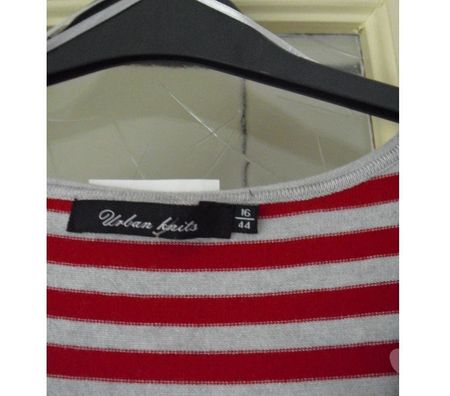 Vêtements occasion Pas-de-Calais Noyelles Godault - 62950 - Photos Vivastreet robe pull