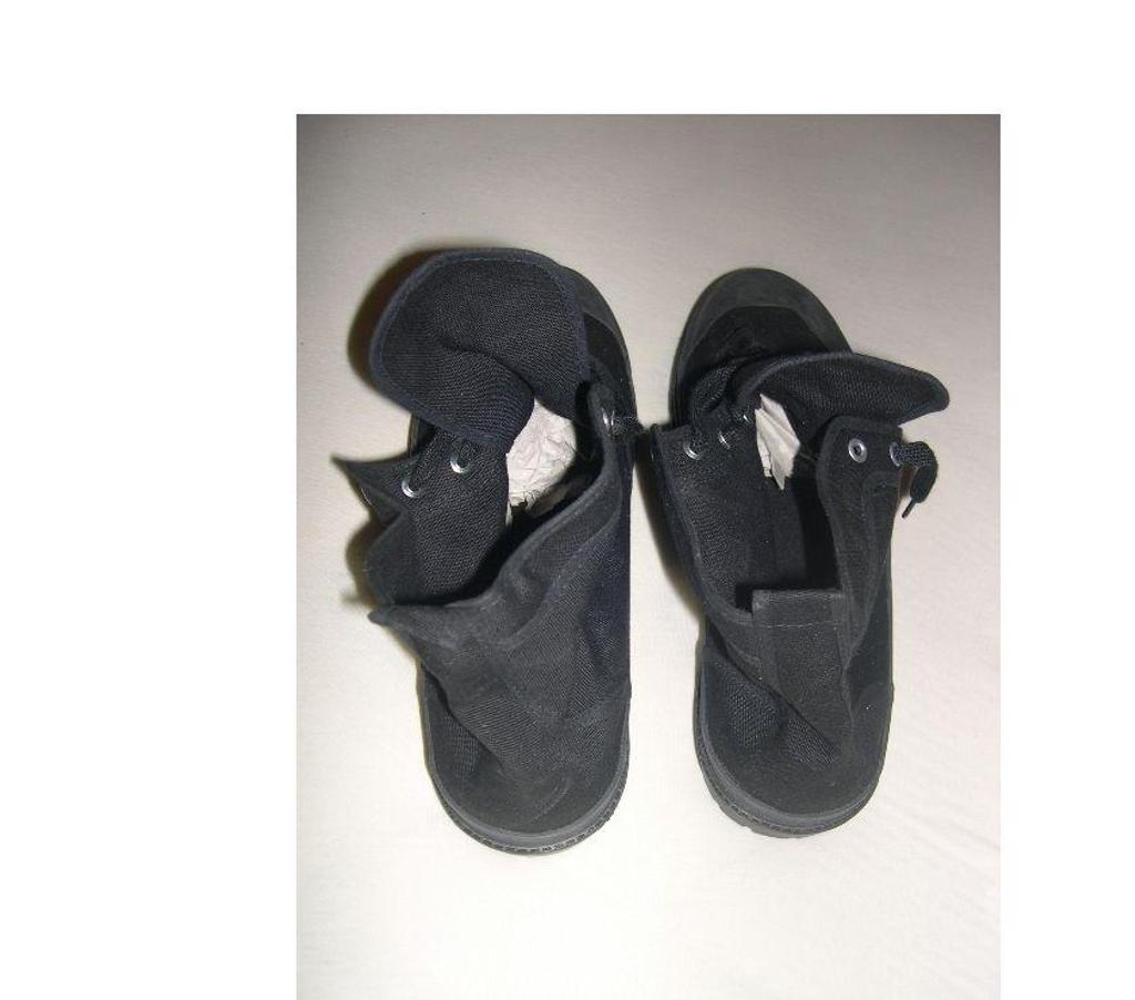 Chaussures Bouches-du-Rhône Aix en Provence - Photos Vivastreet CHAUSSURE PATAUGAS MINI BOOTS HOMME NOIR P45