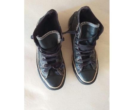 Chaussures Aix en Provence Aix en Provence - Photos Vivastreet CONVERSE ALL STAR HAUTE NOIR POINTURE 37