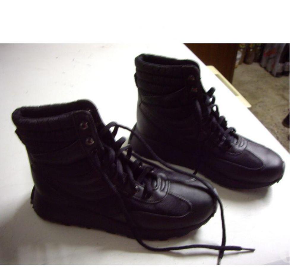 Chaussures Bas-Rhin Bouxwiller - 67330 - Photos Vivastreet Paires de Joggers et Baskets de Ville pointure 38