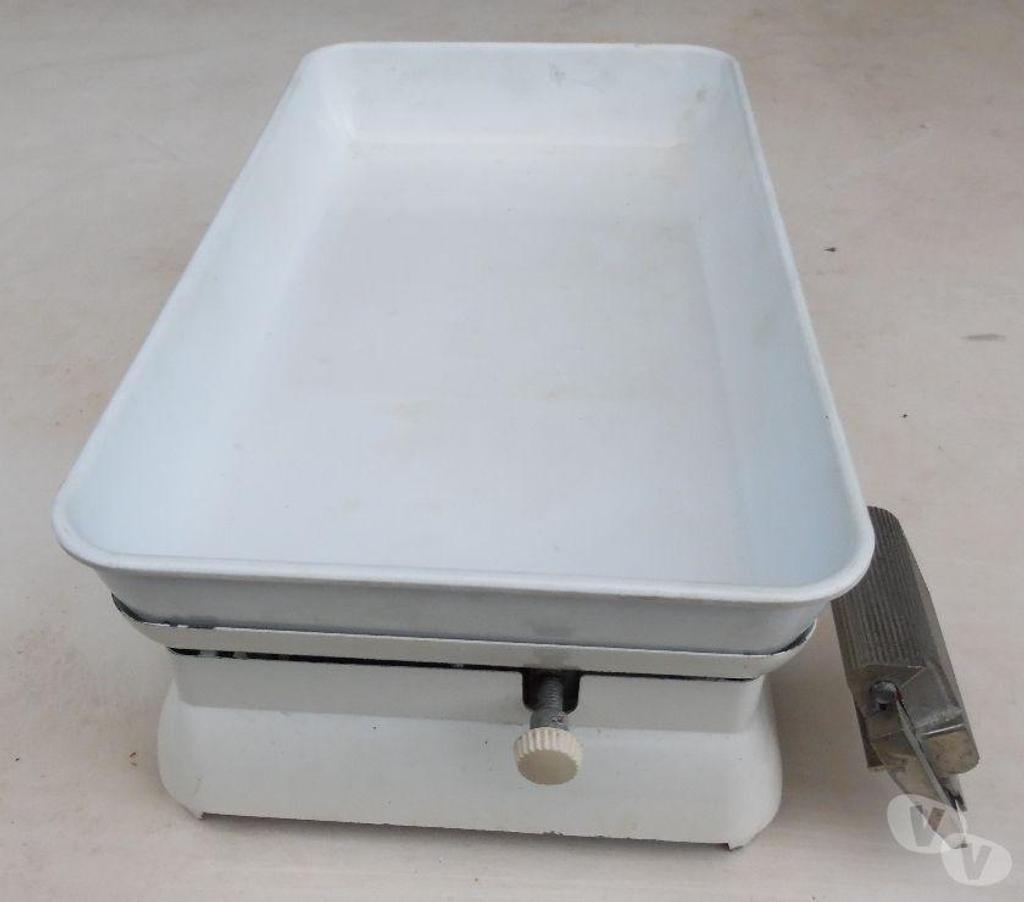 Ameublement & art de la table Hérault Castries - 34160 - Photos Vivastreet Jolie petite balance de cuisine vintage TESTUT en bon état