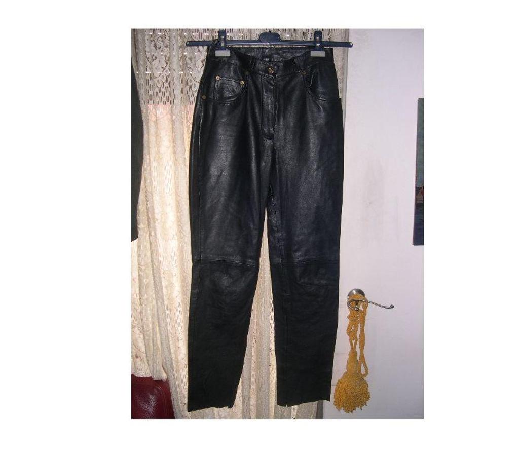 Vêtements occasion Bouches-du-Rhône Aix en Provence - Photos Vivastreet LOT VESTES ET PANTALONS CUIRS 100 % FEMME TAILLES 42 – 38 