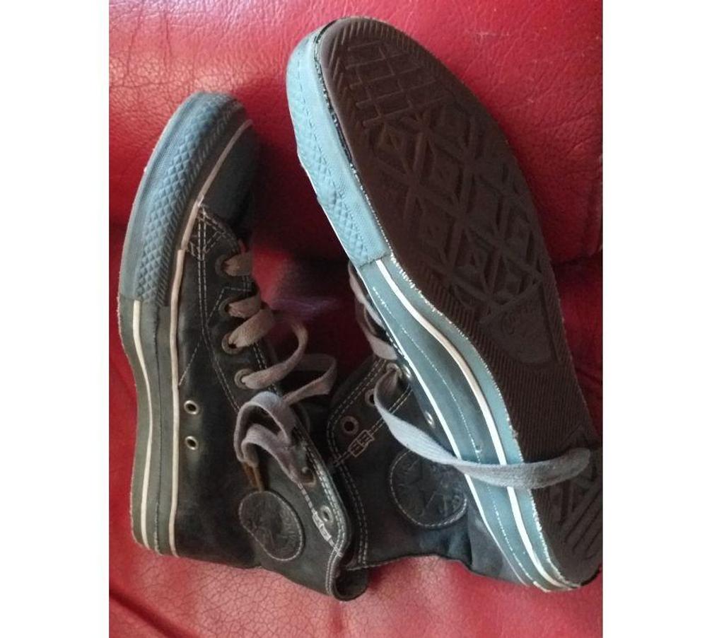 Chaussures Bouches-du-Rhône Aix en Provence - Photos Vivastreet CHAUSSURES HAUTE HOMME CONVERSE ALL STAR POINTURE 40 COULEUR