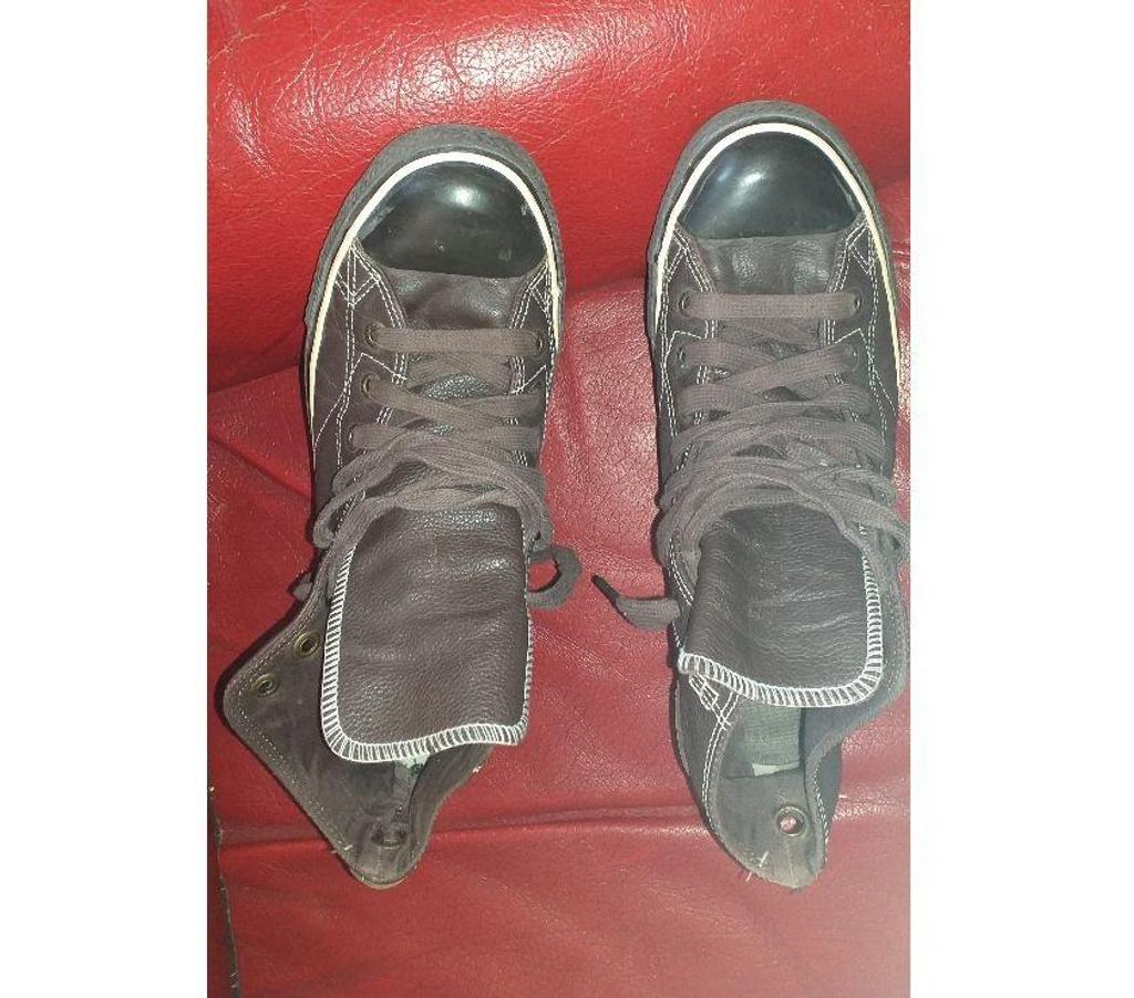 Chaussures Bouches-du-Rhône Aix en Provence - Photos Vivastreet CHAUSSURES HAUTE HOMME CONVERSE ALL STAR POINTURE 43 C