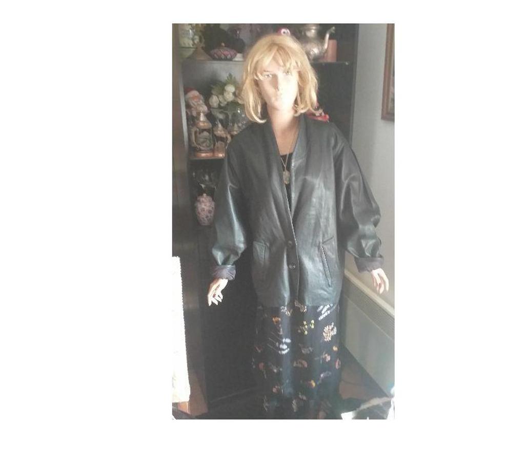 Vêtements occasion Bouches-du-Rhône Aix en Provence - Photos Vivastreet VESTES ET PANTALONS CUIRS 100 % FEMME TAILLES 38 40