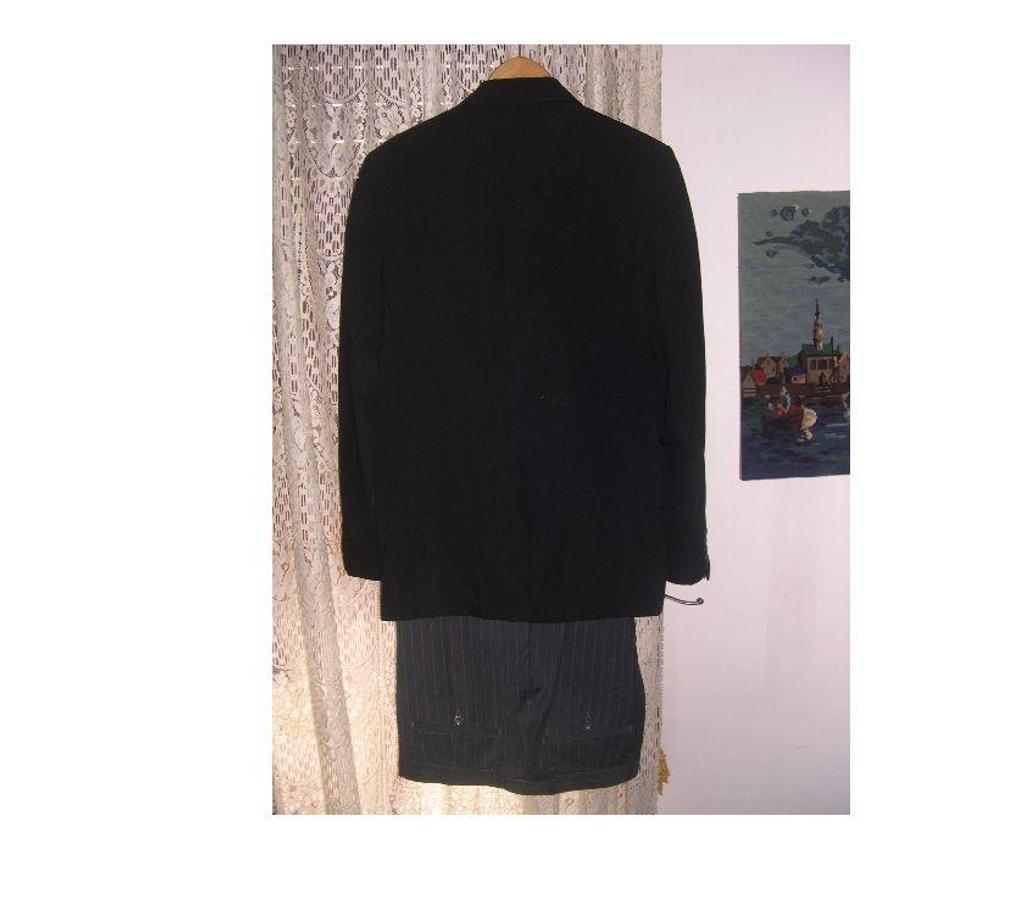 Vêtements occasion Bouches-du-Rhône Aix en Provence - Photos Vivastreet ENSEMBLE DEMI SAISON VESTE PANTALON TAILLE 46 JODHPUR