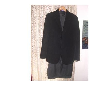Vêtements occasion Aix en Provence Aix en Provence - Photos Vivastreet ENSEMBLE DEMI SAISON VESTE PANTALON TAILLE 46 JODHPUR