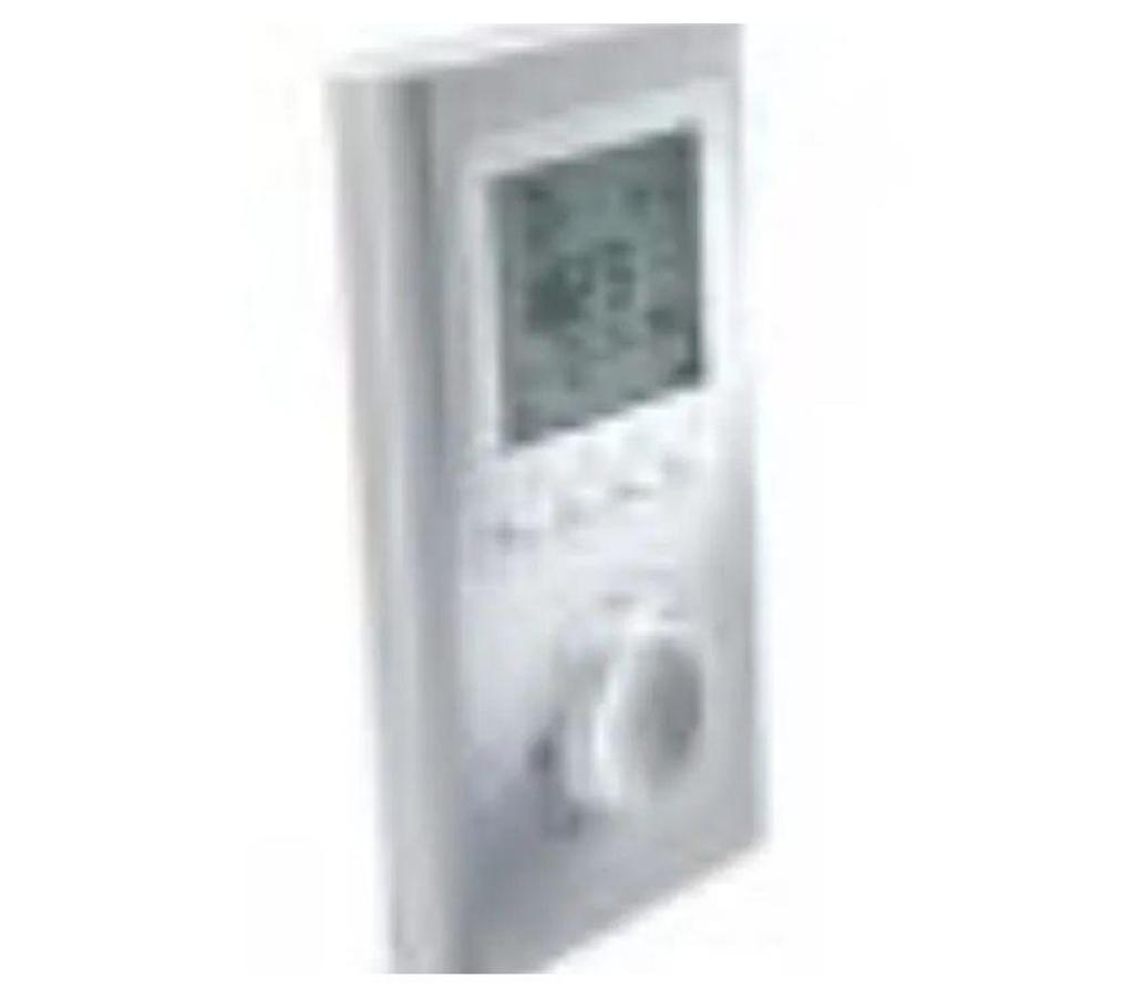 Seine-et-Marne La Celle sur Morin - 77515 - Photos Vivastreet radiateur électrique à accumulation STIEBEL ELTRON