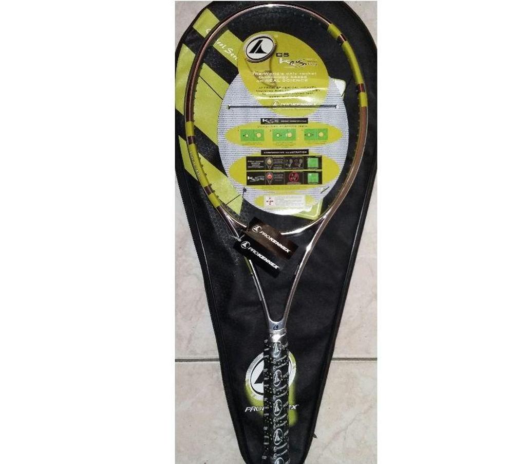 Matériel de sport Lot-et-Garonne Villeneuve sur Lot - 47300 - Photos Vivastreet raquette tennis PRO KENNEX C5 Tour grip 2 ou 4 NEUVE