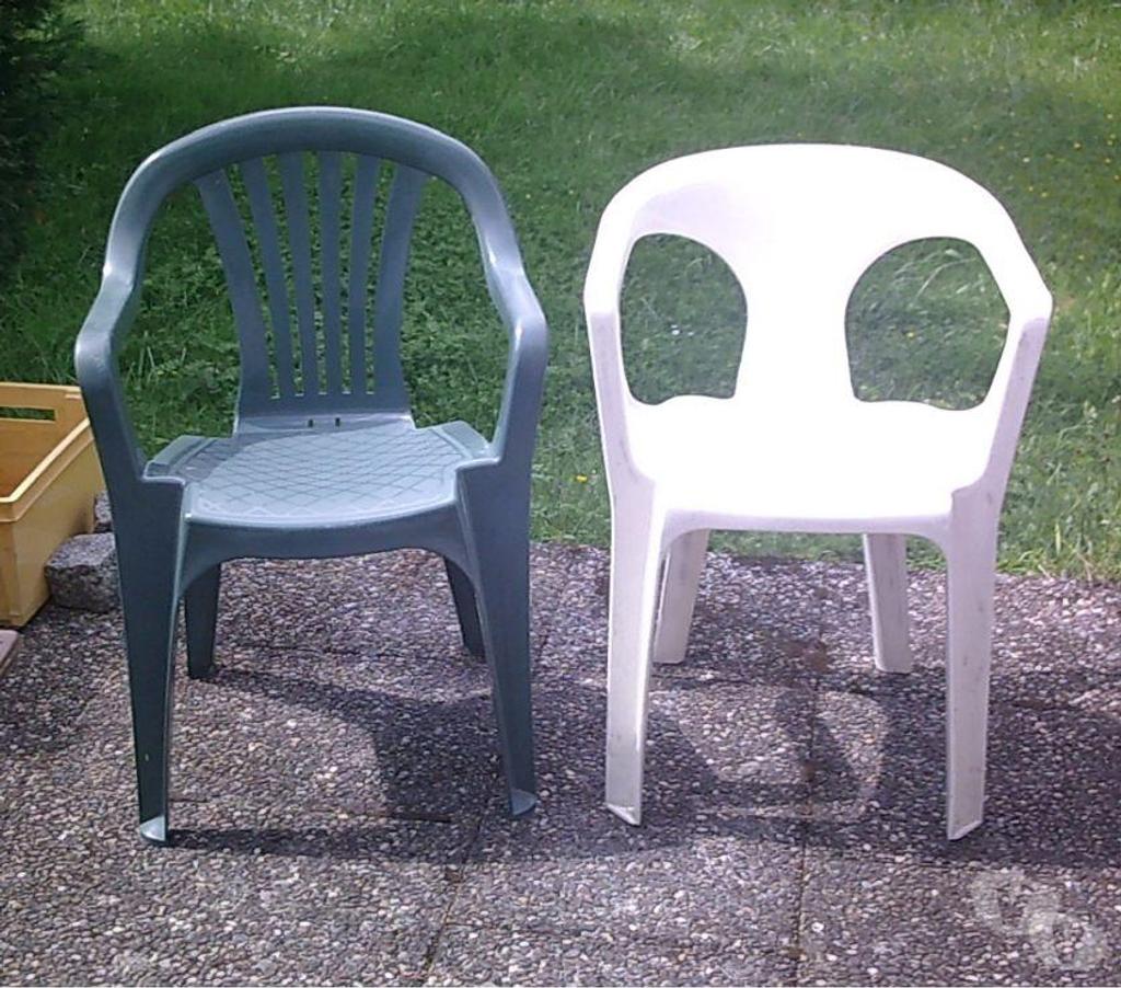 Bas-Rhin Bouxwiller - 67330 - Photos Vivastreet Fauteuils Monobloc d'extérieur à accoudoir