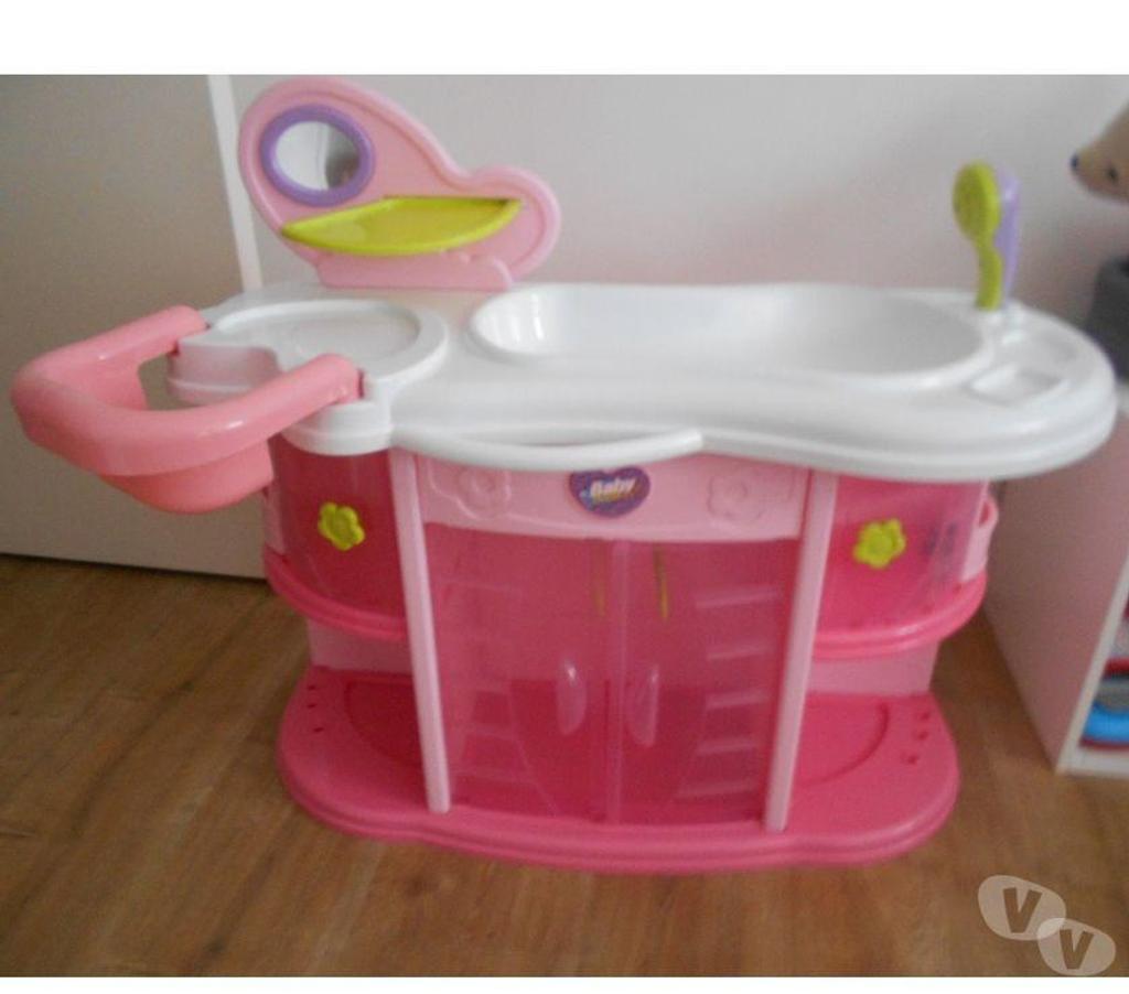 Jeux - Jouets Marne Courcy - 51220 - Photos Vivastreet Baignoire poupée + siege et armoire