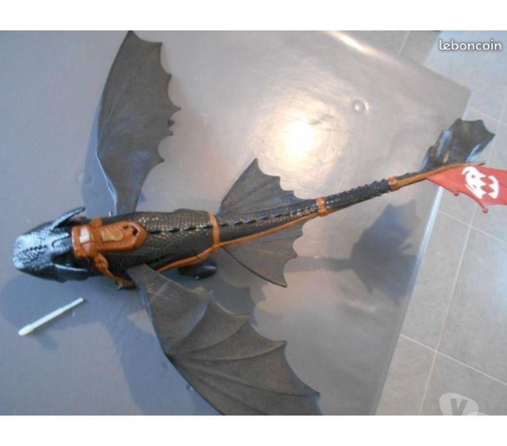 Jeux - Jouets Marne Courcy - 51220 - Photos Vivastreet Dragon krokmou 50 cm