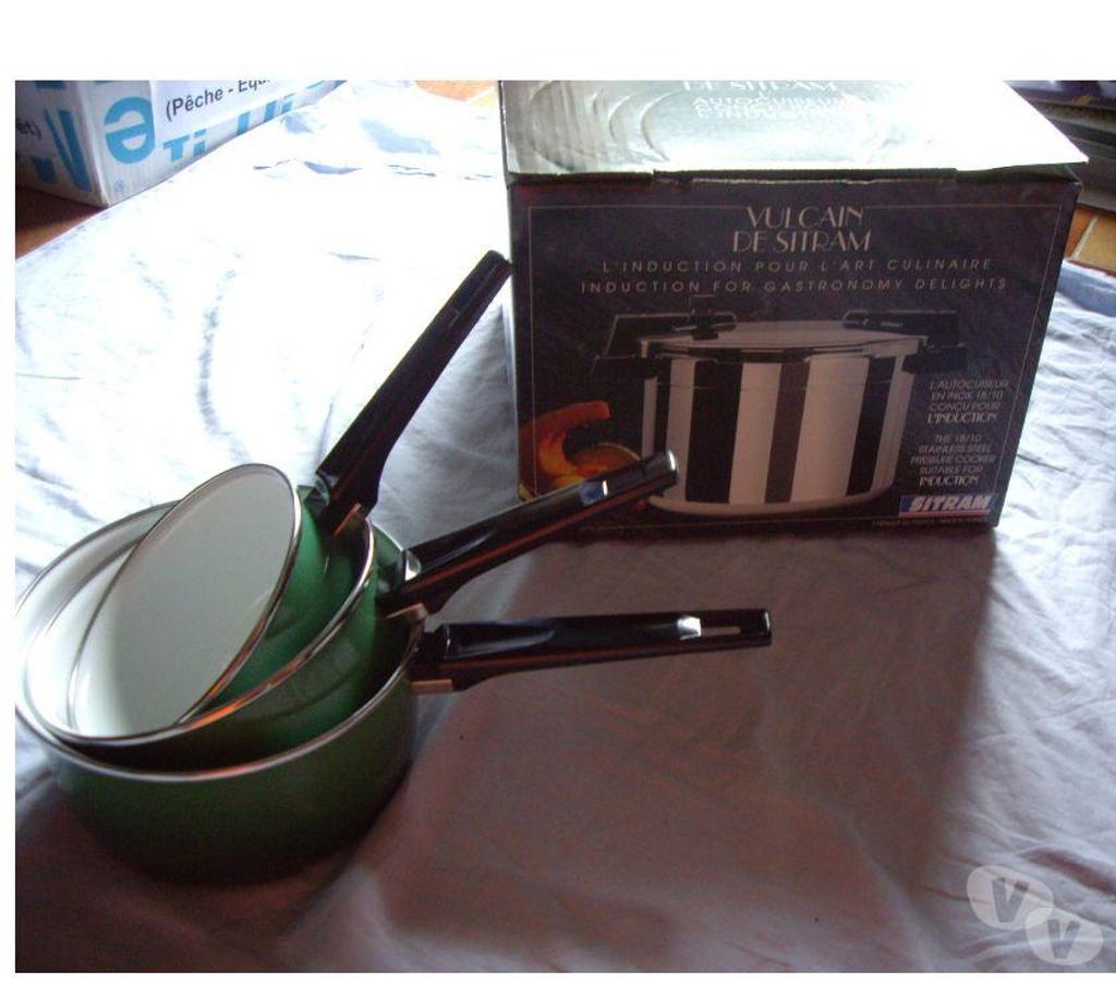 Ameublement & art de la table Bas-Rhin Bouxwiller - 67330 - Photos Vivastreet Sets divers de Casseroles, Poêles, Sauteuse....