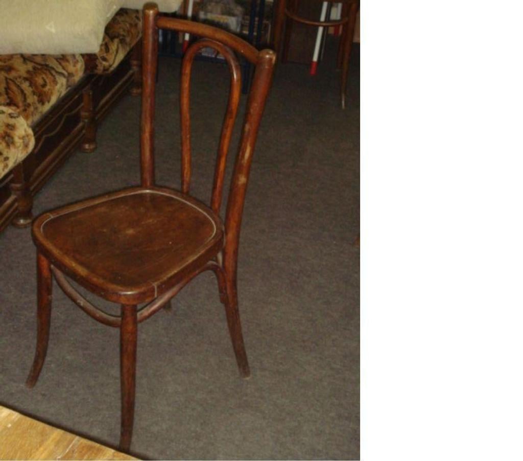 Ameublement & art de la table Aisne Laon - 02000 - Photos Vivastreet 3 CHAISES XXe Siècle Style Windsor - Plaque TREGAN
