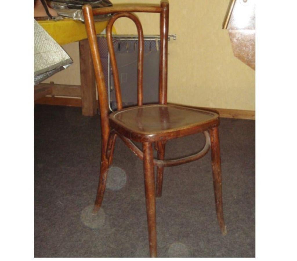 Ameublement & art de la table Aisne Laon - 02000 - Photos Vivastreet 3 CHAISES XXe Siècle Style Windsor - Plaque TREGAN