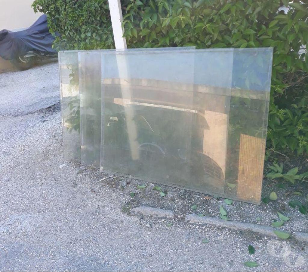  Bouches-du-Rhône Aix en Provence - Photos Vivastreet TROIS (3) PANNEAUX PLEXIGLASS, ECRAN DE PROTECTION "Barrière