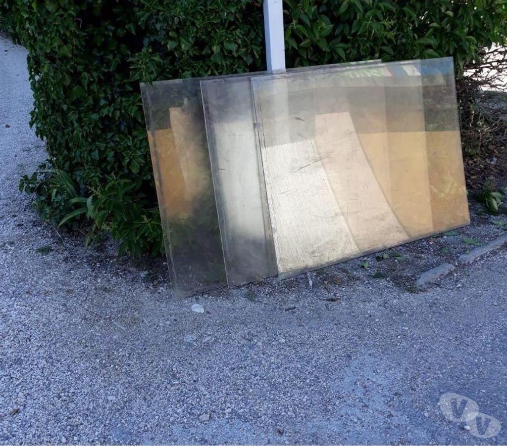  Bouches-du-Rhône Aix en Provence - Photos Vivastreet TROIS (3) PANNEAUX PLEXIGLASS, ECRAN DE PROTECTION "Barrière