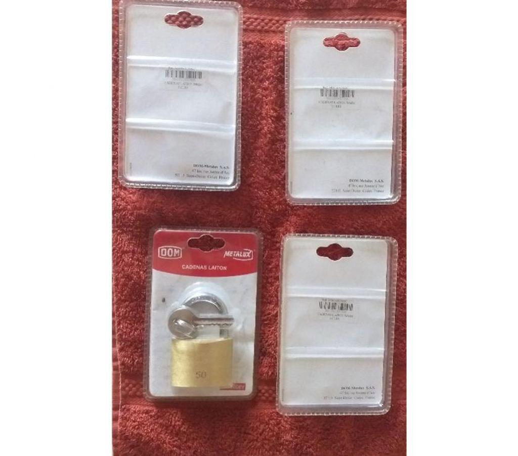  Bouches-du-Rhône Aix en Provence - Photos Vivastreet LOT DE 4 CADENAS 50 MM EN LAITON METALUX NEUF