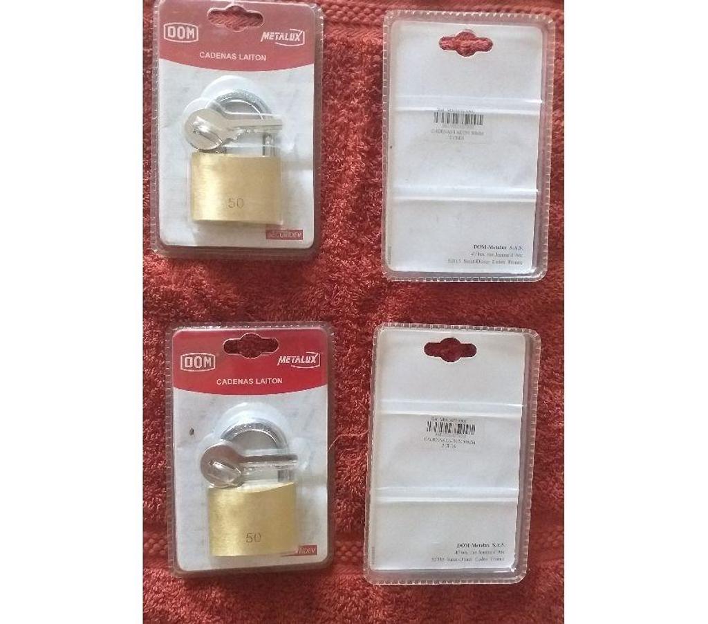  Bouches-du-Rhône Aix en Provence - Photos Vivastreet LOT DE 4 CADENAS 50 MM EN LAITON METALUX NEUF