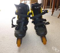 Une paire de Rollers Intruder 3536