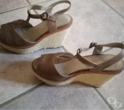Chaussures et bottes occasion St Genis de Saintonge Charente-Maritime - Photos Vivastreet N PIED COMPENSE