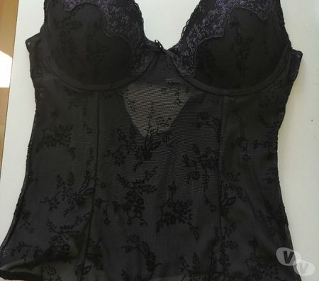 Vêtements occasion Val-d'Oise Bernes sur Oise - 95340 - Photos Vivastreet SUPERBE : BLACK BUSTIER GUÊPIÈRE TAILLE 90B