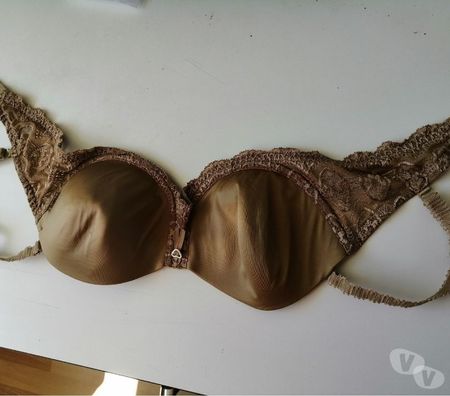 Vêtements occasion Val-d'Oise Bernes sur Oise - 95340 - Photos Vivastreet SOUTIEN GORGE ANGEL CURVES DE CHEZ TRIUMPH TAILLE 90C