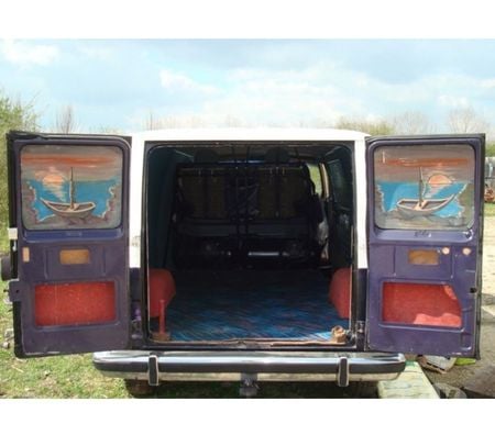 Voiture de collection Seine-et-Marne Touquin - 77131 - Photos Vivastreet DODGE-Ram 350royal essenceGPL vanUSA1982
