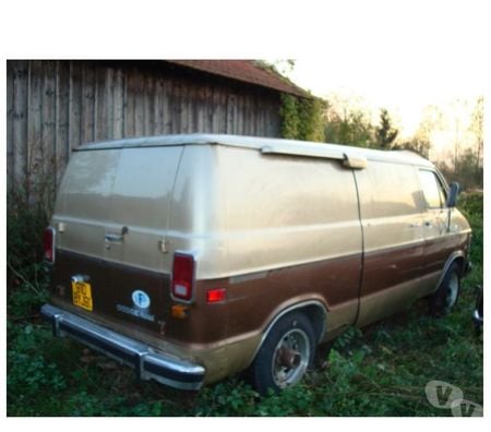 Voiture de collection Seine-et-Marne Touquin - 77131 - Photos Vivastreet DODGE-Ram 350royal essenceGPL vanUSA1982