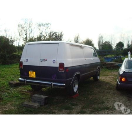 Voiture de collection Seine-et-Marne Touquin - 77131 - Photos Vivastreet DODGE-Ram 350royal essenceGPL vanUSA1982