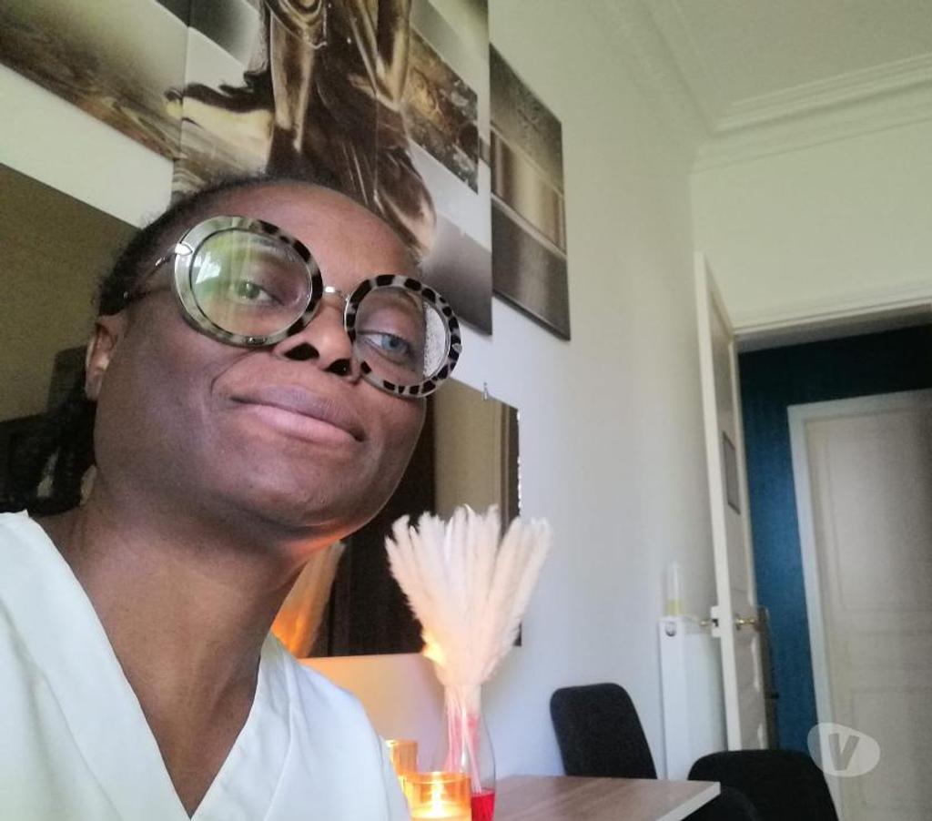 Massages Val-de-Marne Vitry sur Seine - 94400 - Photos Vivastreet Massage tonique ,besoin d'écoute et de discussion