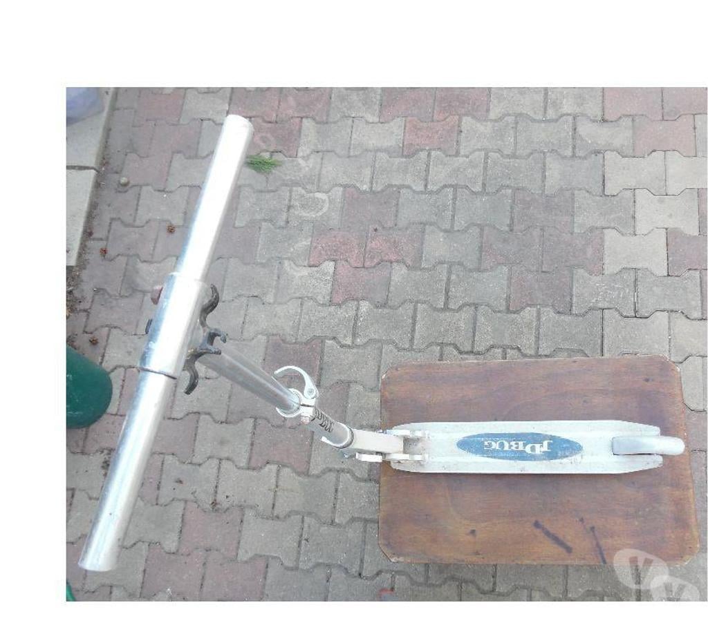 Matériel de sport Hérault Castries - 34160 - Photos Vivastreet trottinette d'occasion en alu en bon état