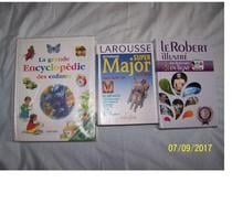 Divers dictionnaires classes differentes