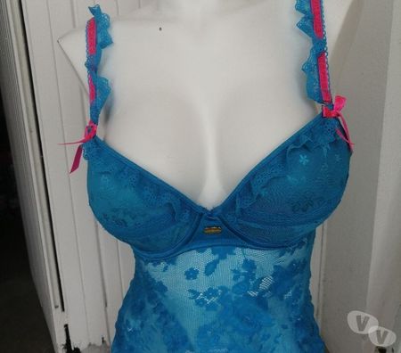 Vêtements occasion Val-d'Oise Bernes sur Oise - 95340 - Photos Vivastreet SUPERBE : BUSTIER GUÊPIÈRE TAILLE 90C 