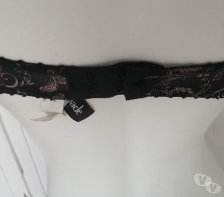 Vêtements occasion Val-d'Oise Bernes sur Oise - 95340 - Photos Vivastreet SOUTIEN GORGE Superbe AUBADE Dentelles TAILLE 95B Neuf