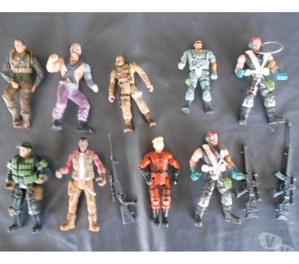Jeux jouets occasion Courcy Marne - Photos Vivastreet 9 figurines action
