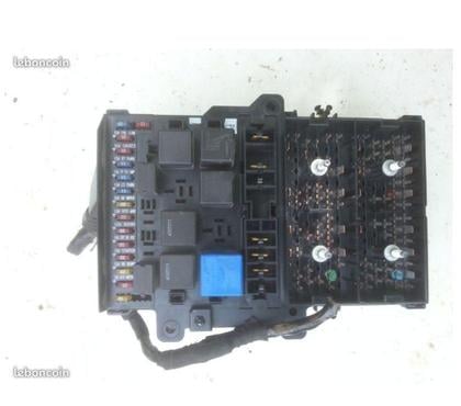 Accessoires auto & tuning Montceaux les Provins Seine-et-Marne - Photos Vivastreet boite fusible chrysler voyager