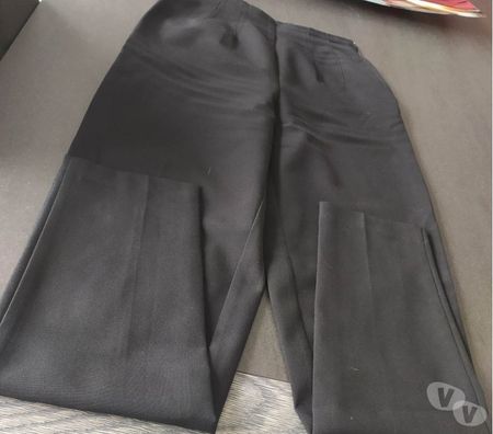 Vêtements occasion Moselle Florange - 57190 - Photos Vivastreet prix pour 1 pantalon au choix