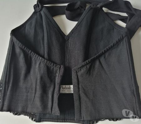 Vêtements occasion Val-d'Oise Bernes sur Oise - 95340 - Photos Vivastreet Corset Brassière De Chez AUBADE Taille 2 Neuf