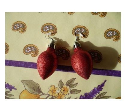 Bijoux d'occasion Hauconcourt Moselle - Photos Vivastreet Boucle oreille guirlande noel boule déco bijou mode cosplay
