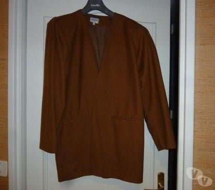 Vêtements occasion Le Kremlin Bicetre Val-de-Marne - Photos Vivastreet Tailleur Jigger Paris marron rouille