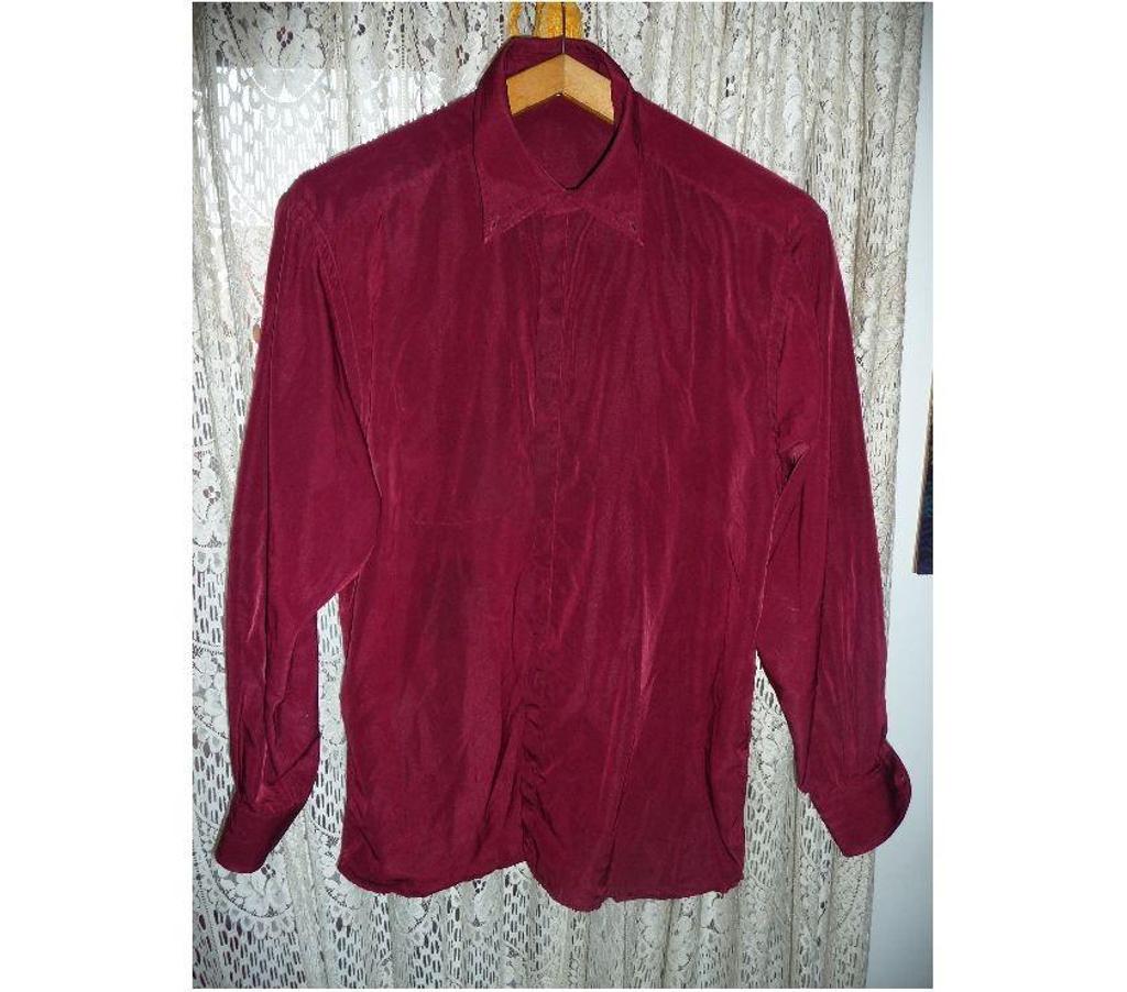 Vêtements occasion Bouches-du-Rhône Aix en Provence - Photos Vivastreet CHEMISE HOMME MANCHE LONGUE ROUGE BORDEAUX MARQUE BRICE JUL