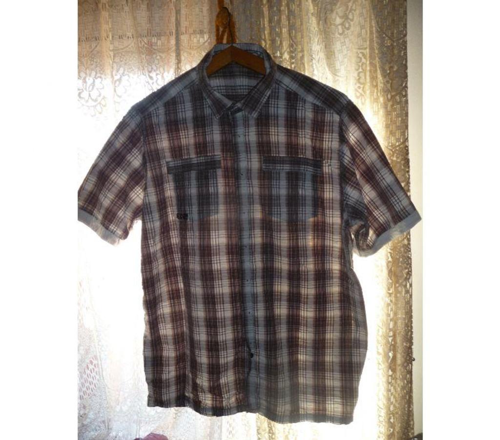 Vêtements occasion Bouches-du-Rhône Aix en Provence - Photos Vivastreet CHEMISE MANCHE COURTE HOMME MARQUE CANDA XXL 46