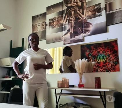 Massage relaxant Vitry sur Seine Val-de-Marne - Photos Vivastreet Massage musculaire ; massage tantrique ; massage du visage.