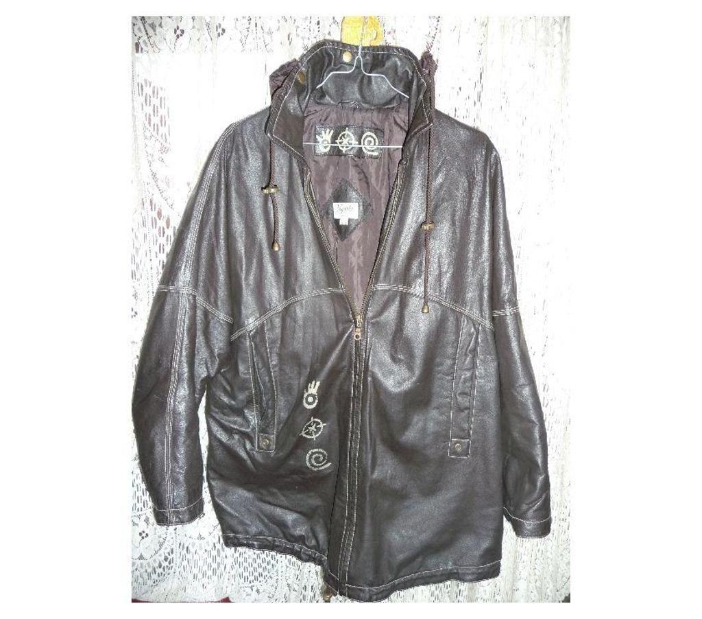 Vêtements occasion Bouches-du-Rhône Aix en Provence - Photos Vivastreet BLOUSON CUIR HOMME CAPUCHON MARQUE YIPPIE TAILLE XL 42