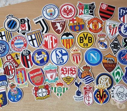 Collection Carnon Hérault - Photos Vivastreet Autocollant sticker Club de football foot Ligue 1, europa