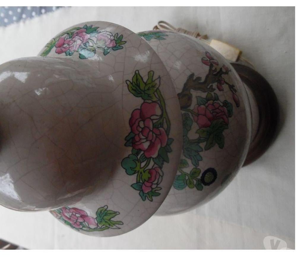 Décoration - art Hérault Castries - 34160 - Photos Vivastreet Lampe de chevet en céramique craquelée décor style asiatique