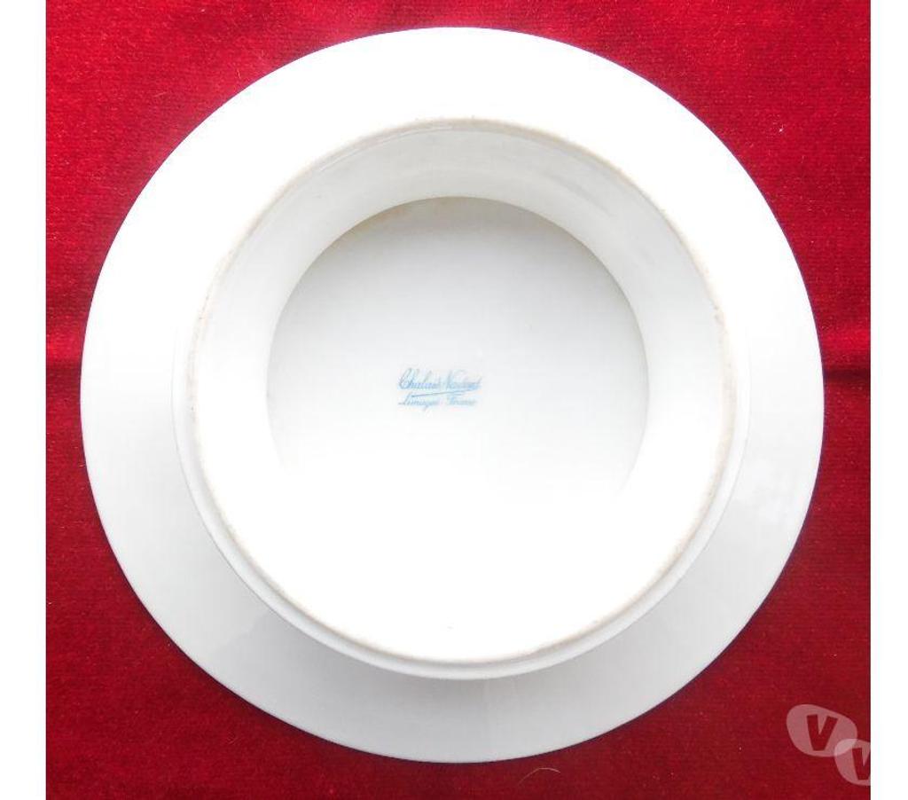 Ameublement & art de la table Hérault Castries - 34160 - Photos Vivastreet 6 Plats divers en porcelaine de Limoges blancs décors fleurs
